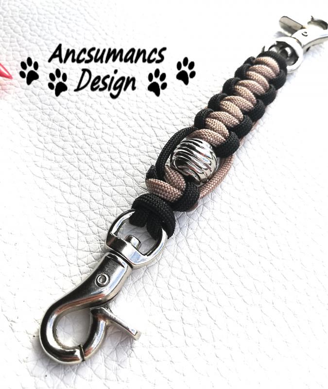 Túlélő univerzális duplakarabineres bicskatartó kulcstartó drapp fekete