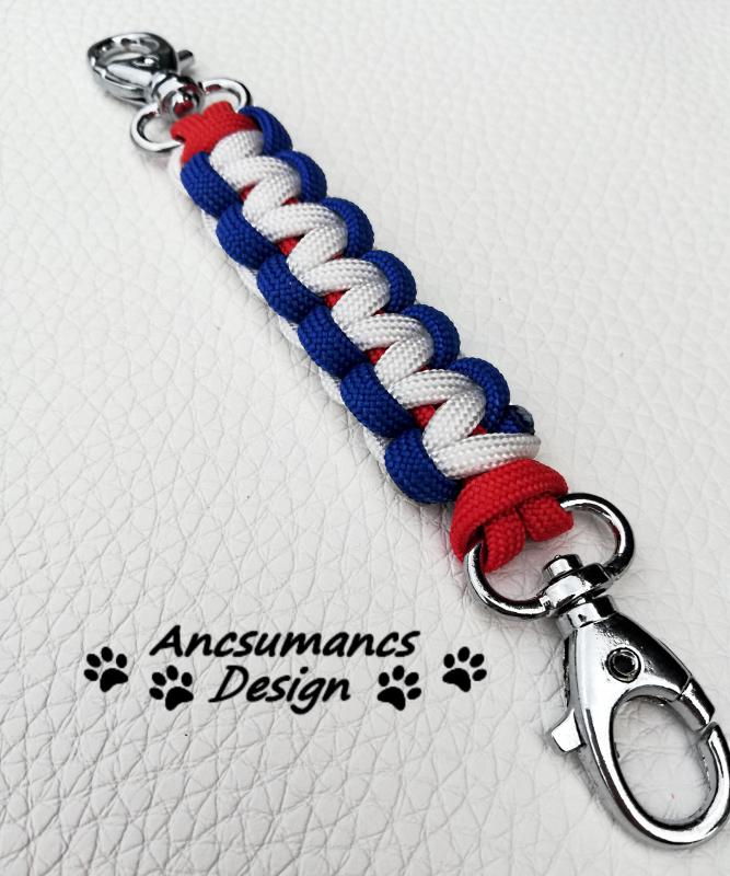 Univerzális duplakarabineres bicskatartó kulcstartó