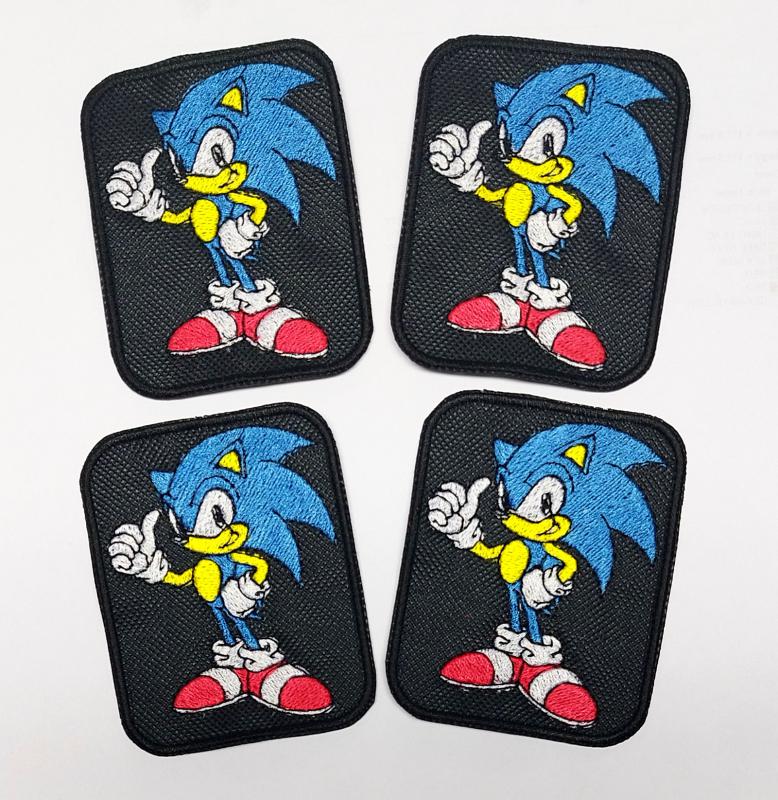 Vasalható varrható hímzett felvarró folt Sonic 6x7cm