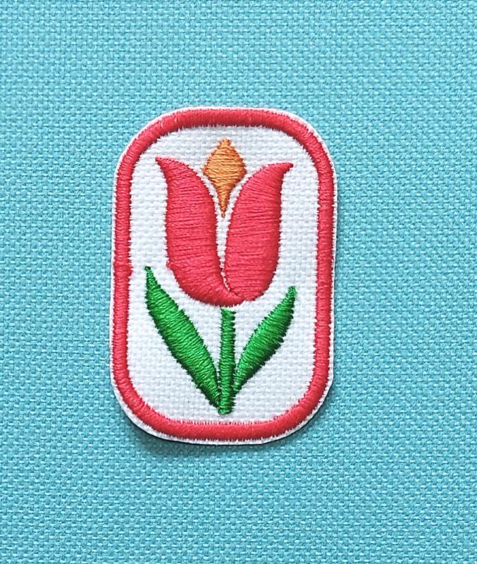 Vasalható varrható hímzett felvarró ovisjel óvodai jel Tulipán 5cm